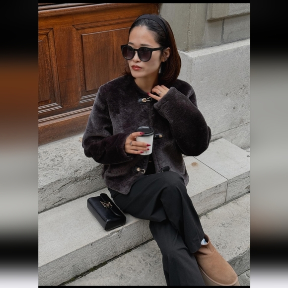 Zara Faux Fur Jacket With Fireman Claps NWR - Picture 2 of 15